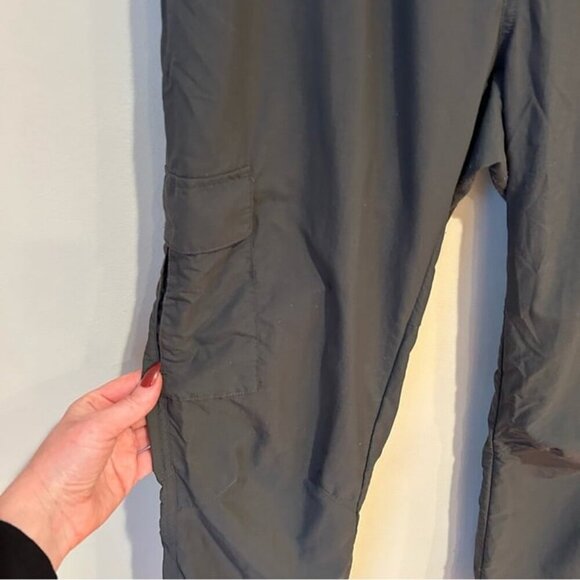 Columbia Omni-Shade Sun Protection Cargo Hiking Outdoor Pants Women’s Size 12 - Picture 3 of 7